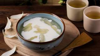 Hướng Nghiệp Á Âu - Vào Bếp Cùng Bếp Trưởng 5 Sao: Cách nấu chè bưởi đậu xanh thanh mát giải nhiệt